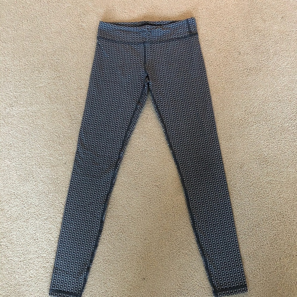 Lululemon ivivva never worn leggings size 14 or 2